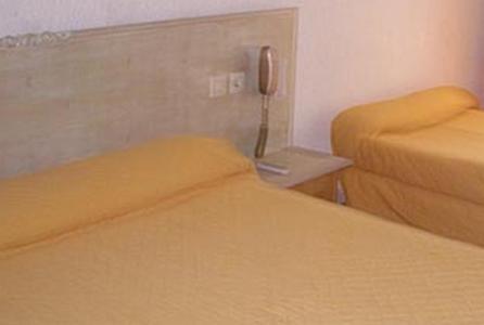 Hotel De Paris Montpellier Oda fotoğraf